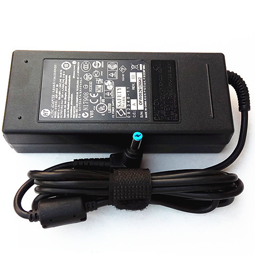 Chargeur pour Easy Note R8770 